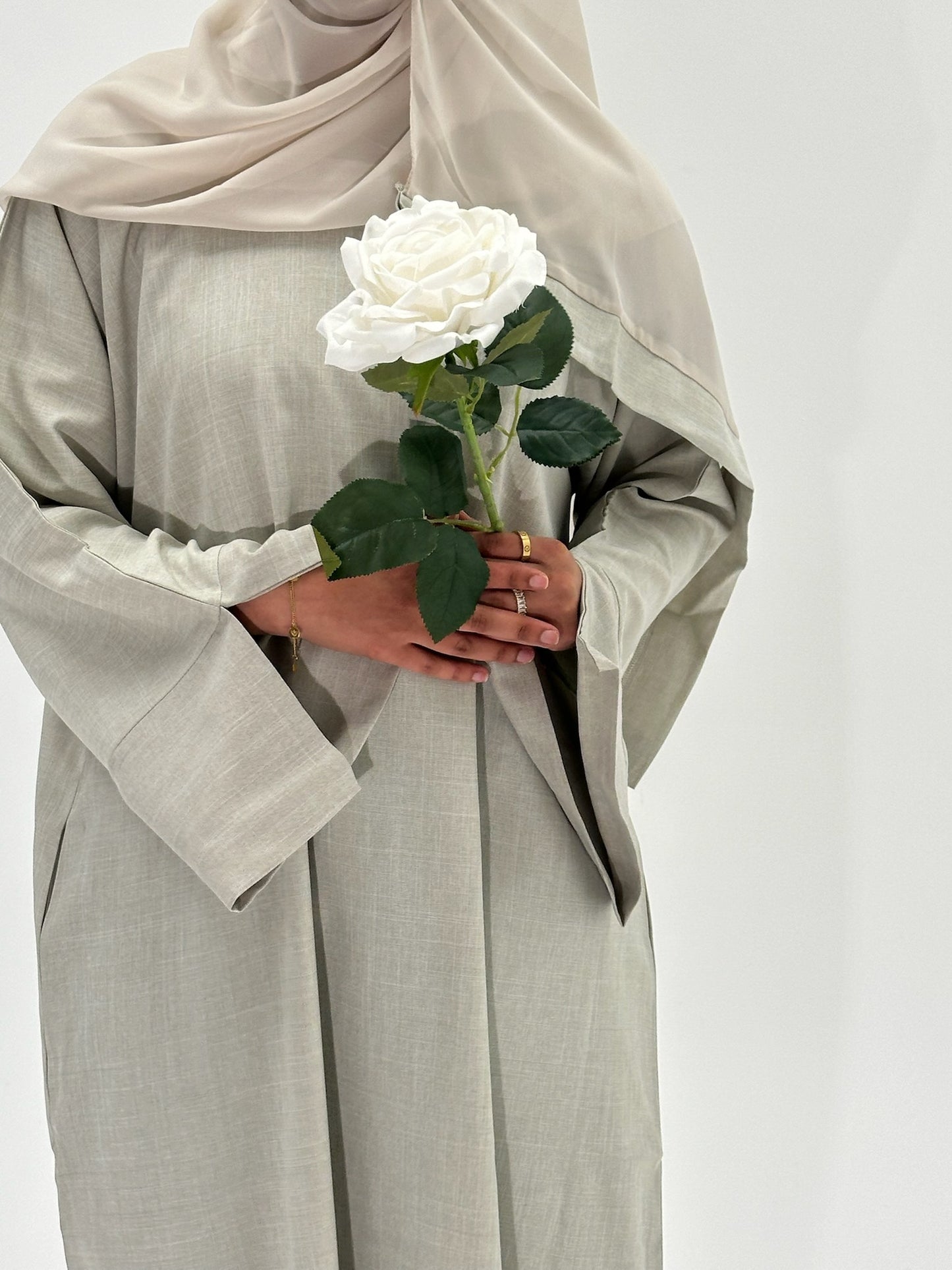 Bayān (بيان) Abaya - STONE